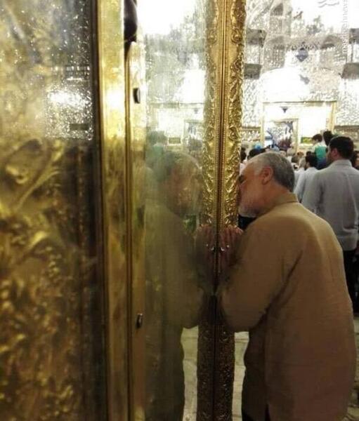 عکس شهید سلیمانی در حرم