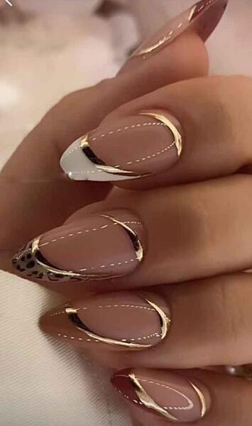 عکس فرنچ سفید ناخن
