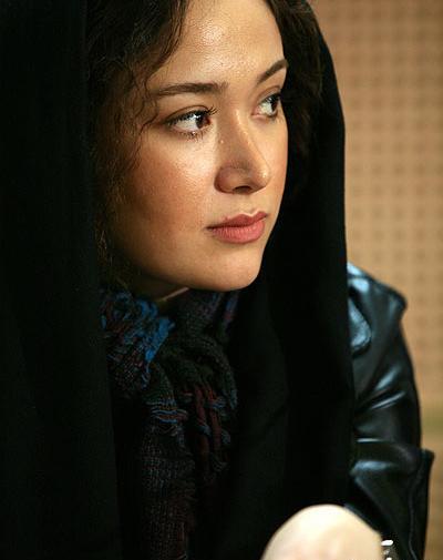 عکس بیتا در سریال فاصله ها