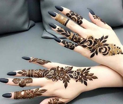 عکس طرح حنا روی دست دخترانه