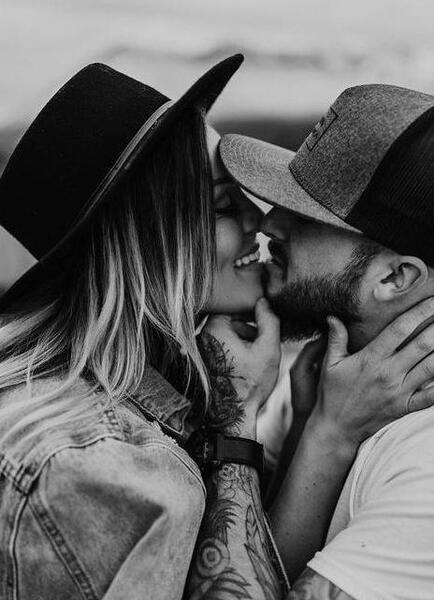 عکس پروفایل عاشقانه دونفره لاتی بدون متن
