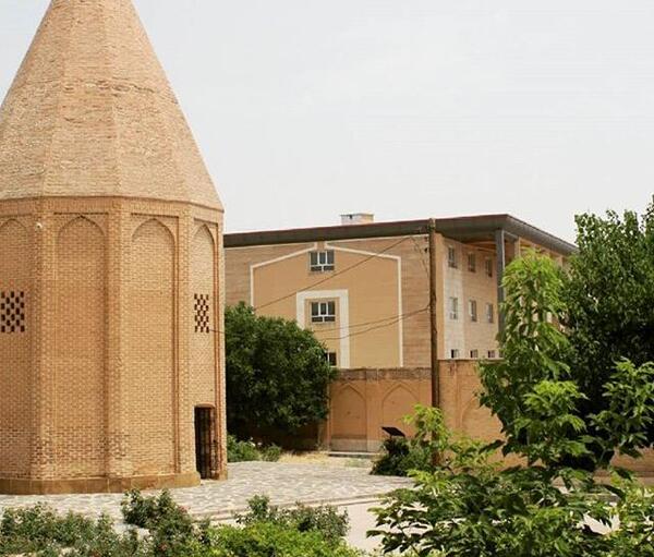 عکس برج قربان همدان