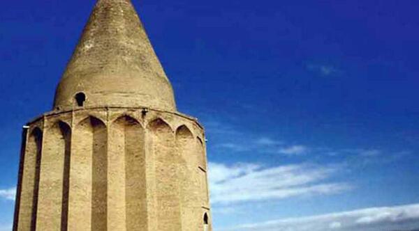 عکس برج قربان همدان