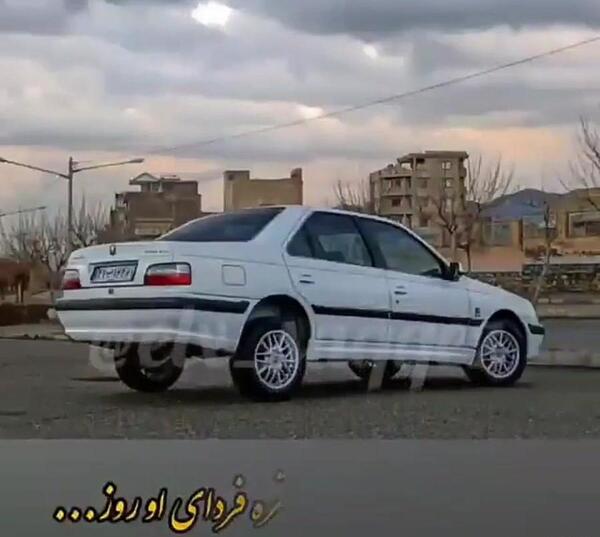 عکس پژو پارس خراب