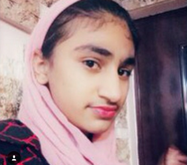 عکس مبینا و فاطمه