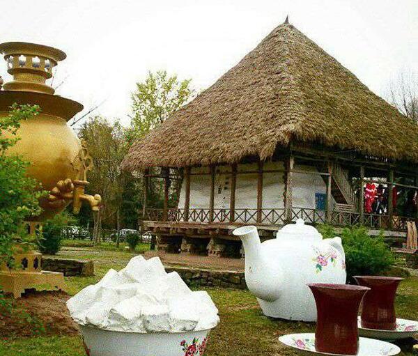 عکس کلبه کنار دریاچه