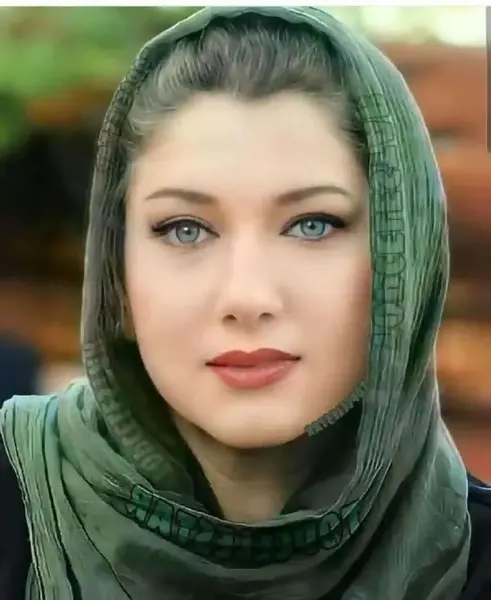 دانلود عکس فریبا متخصص