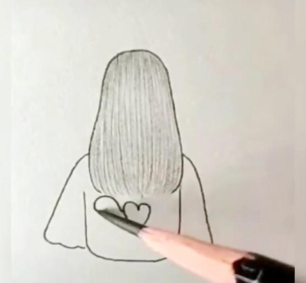 عکس نقاشی ساده ی دخترانه