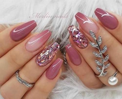 عکس مدل ناخن فرنچ گلدونی