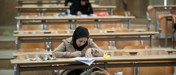 عکس نماینده مجلس در حال خواب