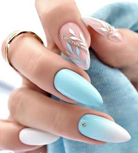 عکس طرح ناخن آبی و سفید