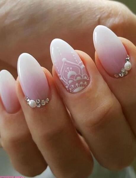 عکس کاشت ناخن رنگ هلویی