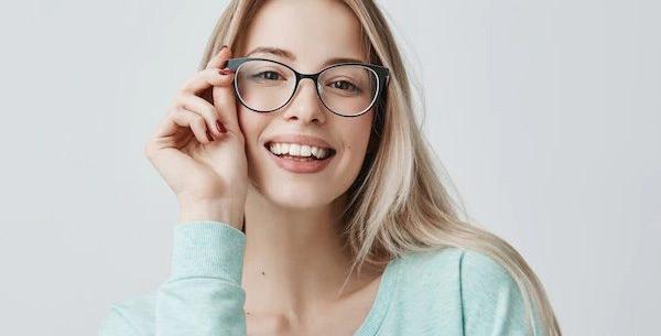عکس عینک چشم گربه ای