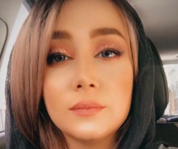 عکس سارا اسلامی برای پروفایل