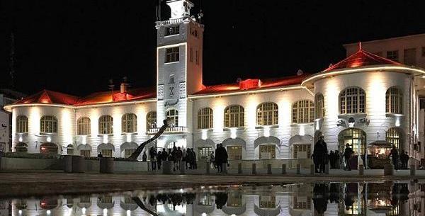 عکس ساختمان شهرداری رشت
