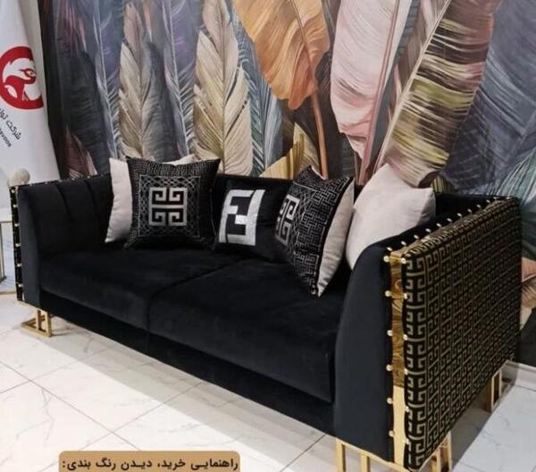 عکس مبل مشکی طلایی