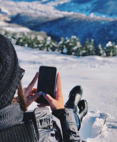 عکس فیک دختر در برف
