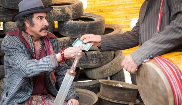 عکس مینیون دندون طلا