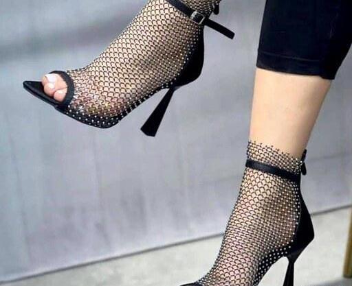 عکس کفش پاشنه بلند مشکی مجلسی