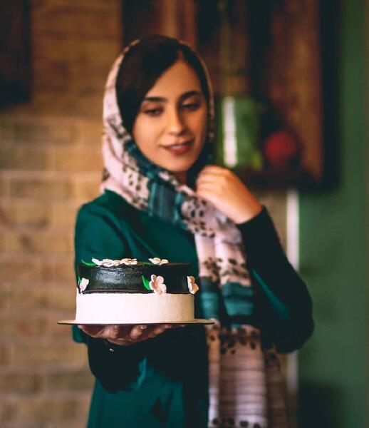 ایده عکس تولد با حجاب