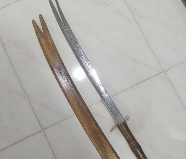 عکس شمشیر ذوالفقار در موزه