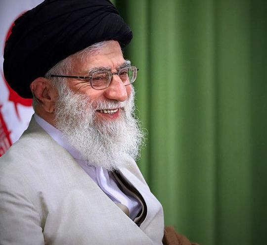 عکس غمگین رهبر