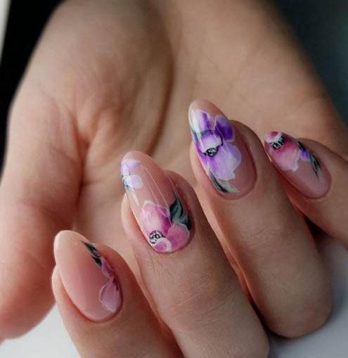عکس طراحی ناخن برای عید