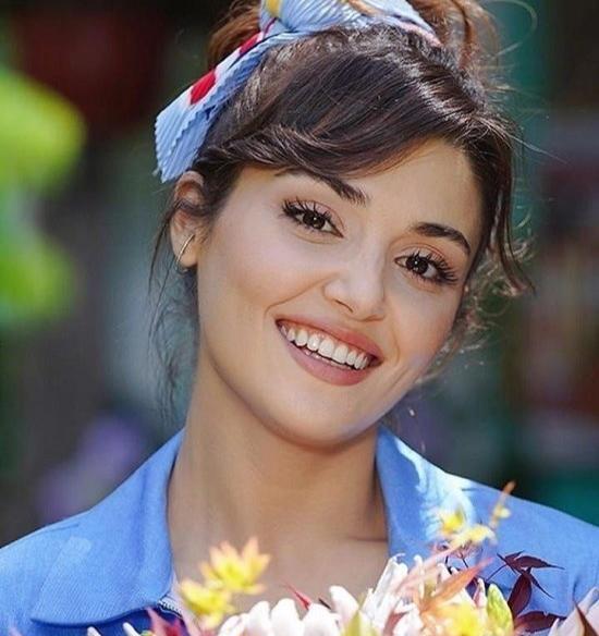عکس زیبا هانده ارچل برای پروفایل