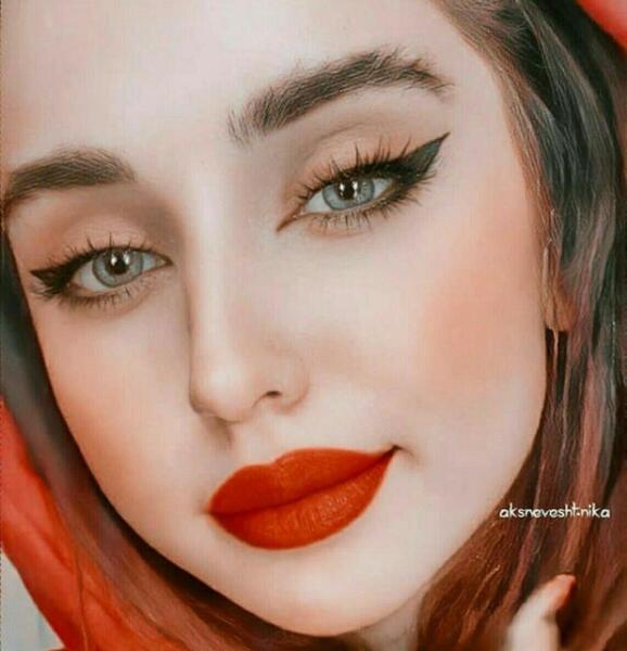عکس نیکا فلاحی ویسگون