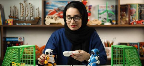 عکس فوتبال رباتیک واقعی