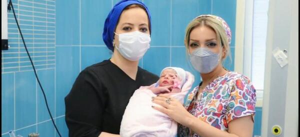 عکس دکتر آیدا ذهبیون