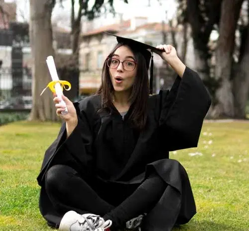 ژست عکس فارغ التحصیلی دو نفره