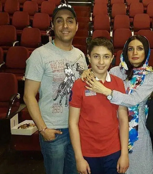 عکس خانوادگی امیرحسین رستمی