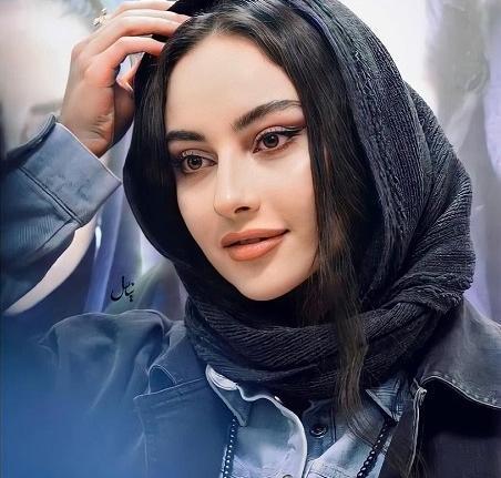 عکس ترلان پروانه در گربه سیاه