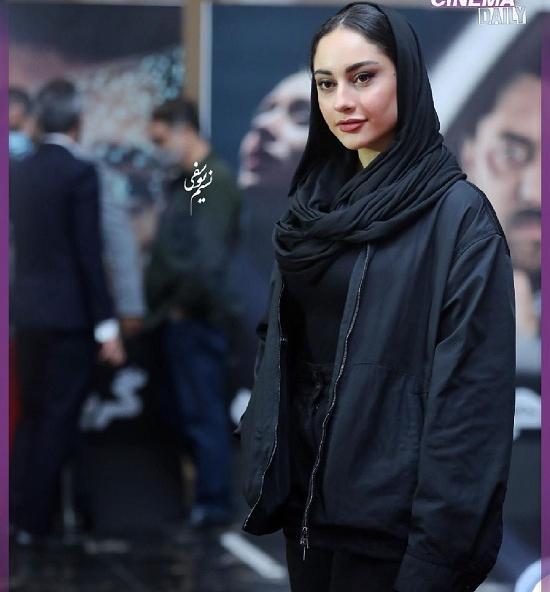عکس ترلان پروانه در گربه سیاه
