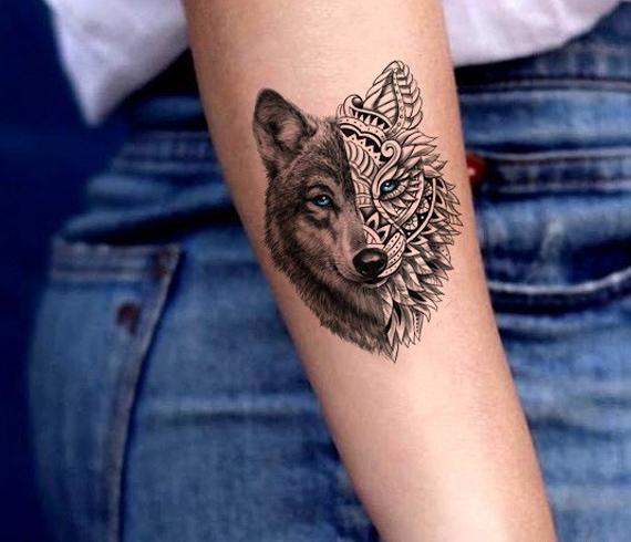 عکس تاتو روی دست مردانه گرگ