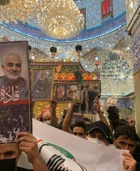 عکس حاج قاسم در حرم حضرت زینب