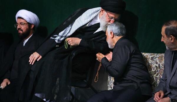 عکس شهید سردار سلیمانی با رهبر
