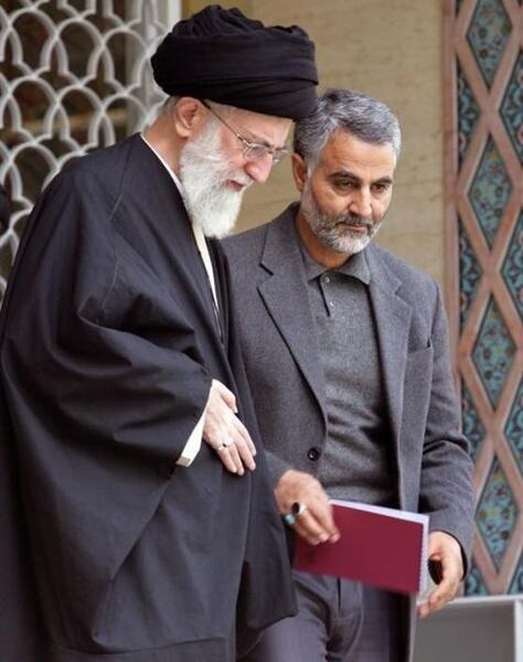 عکس شهید سردار سلیمانی با رهبر
