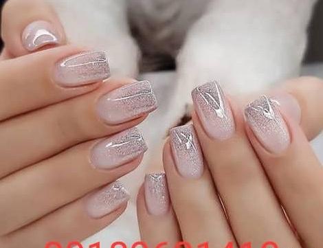عکس کاشت ناخن هولوگرامی