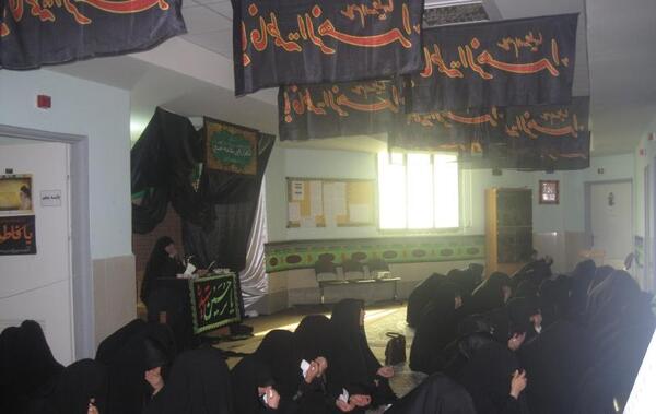 عکس پیاده روی بچه