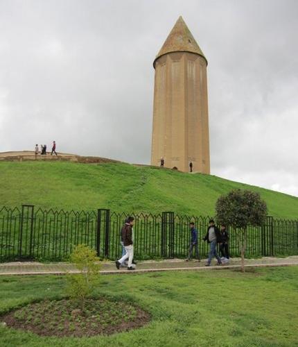 عکس برج قابوس گنبد