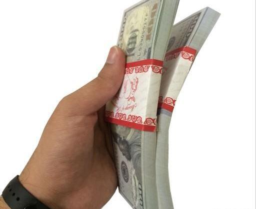 عکس دلار اسباب بازی