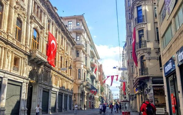 عکس استانبول میدان تکسیم