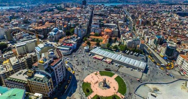 عکس استانبول میدان تکسیم