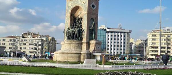 عکس استانبول میدان تکسیم