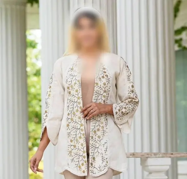 عکس مانتو ساده جلو باز