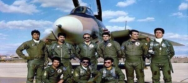 عکس خلبانان جنگنده ایرانی