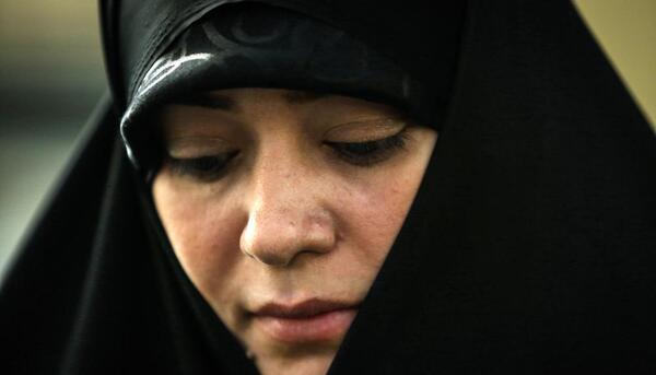 عکس الهام چرخنده و خامنه ای