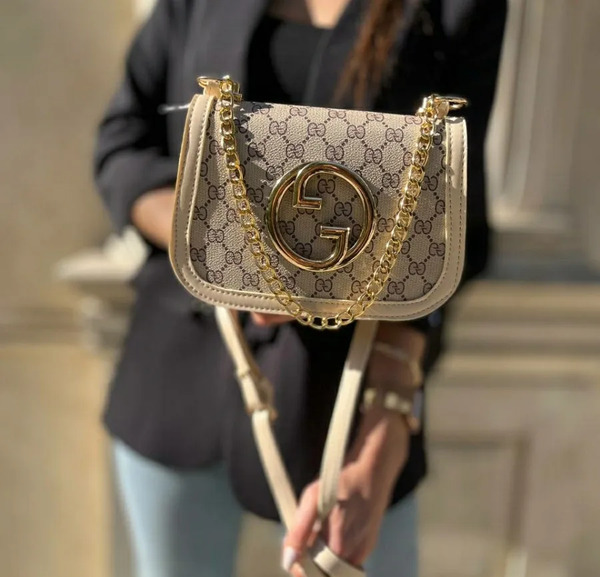 عکس کیف دستی کرمی